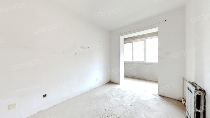 开发区 南北通透  大三居 房本满五-卧室A