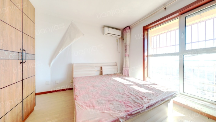 四中，南关，低总价，房本满二 ，配套齐全，好出租-卧室A