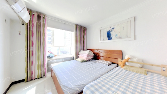 西南向两居，精装修 拎包入住，楼层好，采光好-卧室B