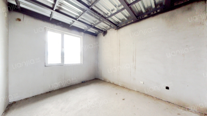 幸福嘉园南北通透大两居 带车位 顶层带阁楼 看房方便-卧室A