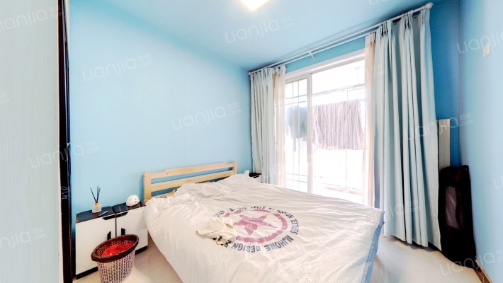 此房满五户型方正，南北通透两居室 带装修 采光好-卧室B