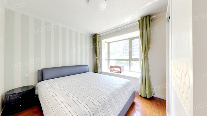 君临天下御景园 2室2厅 南-卧室B