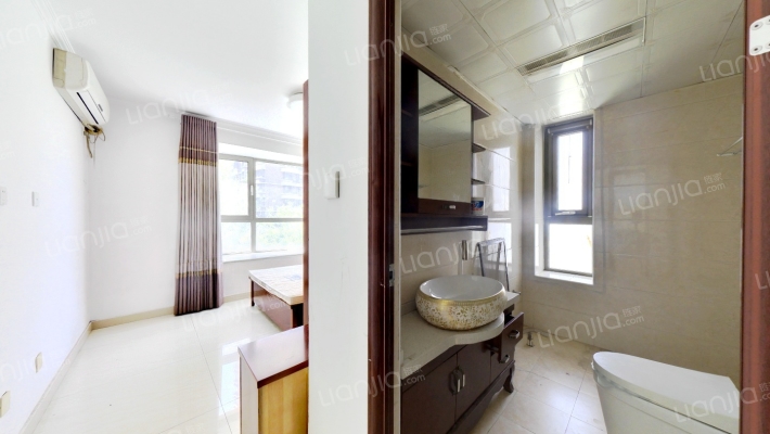 两居双卫，满二税费少，精装修。-卧室B