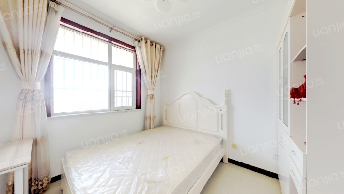 联合七号院  此房中间层  采光无遮挡-卧室B