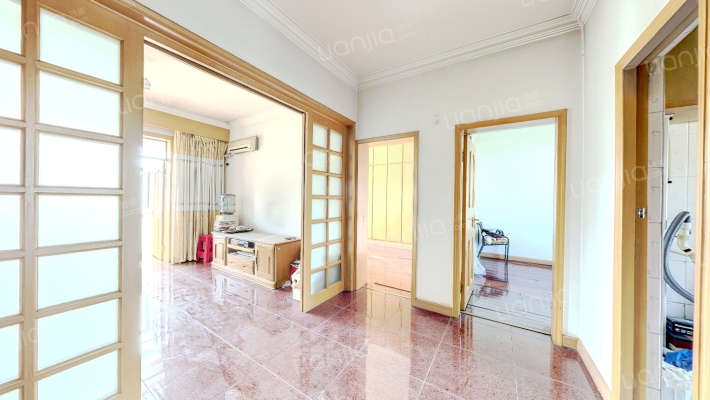 房本满五唯一，南北向，公摊小，采光好-餐厅