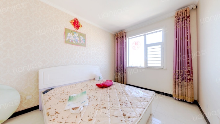 地质嘉园 3室1厅 南 北-卧室C