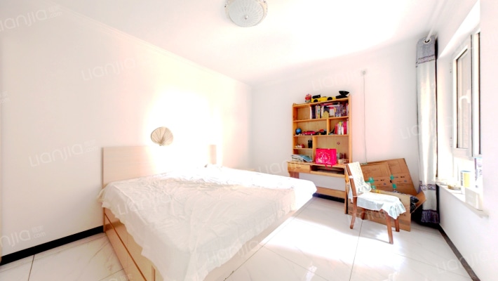 香邑溪谷上园  精装南向2居 带大阳台 房本满二-卧室A