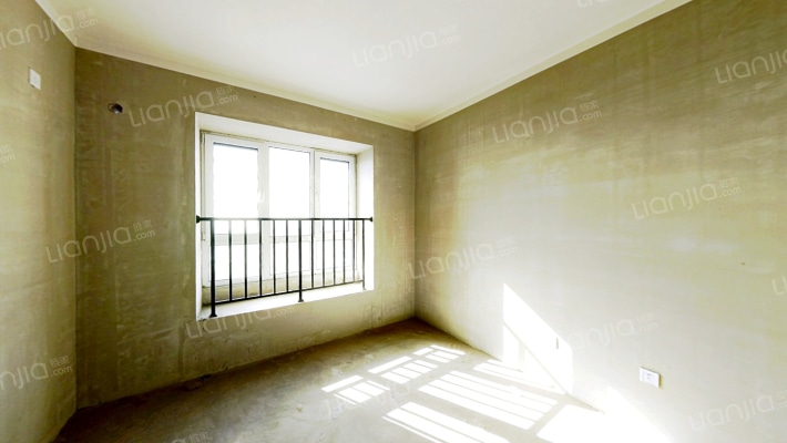 动车站旁 纯阳两居 诚意出售 ,房本以下。-卧室C