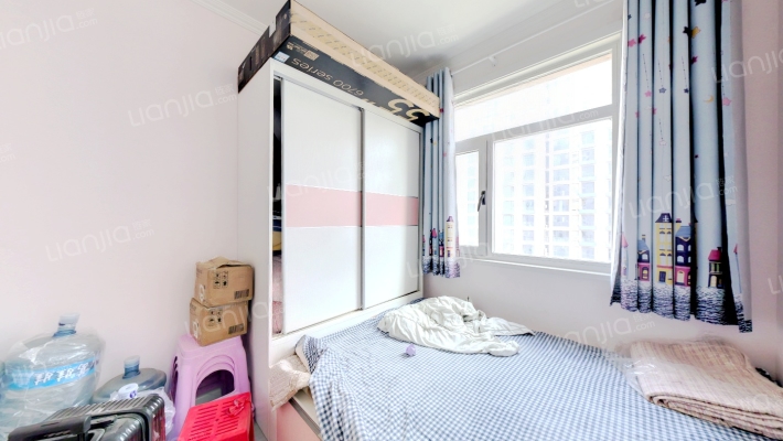 小区位于话洋路北侧交通便利配套齐全双塔区教育方-卧室C