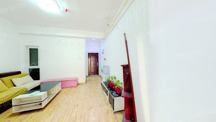 钻石广场全朝阳两居室，可贷款，房本满二。-客厅