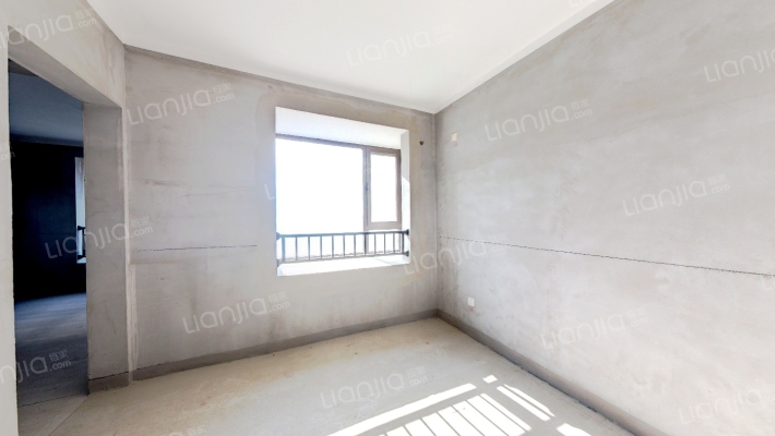 房子属于正规两居室，毛坯房可以随意装修设计中间楼层-卧室B