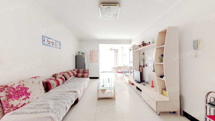 小区集中供暖，房本满五，物业费低-客厅