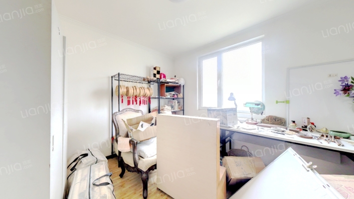 此房满五唯一，精装两居，采光无遮挡-卧室A