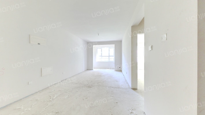 小区楼龄新  七十年产权  物业环境好-客厅