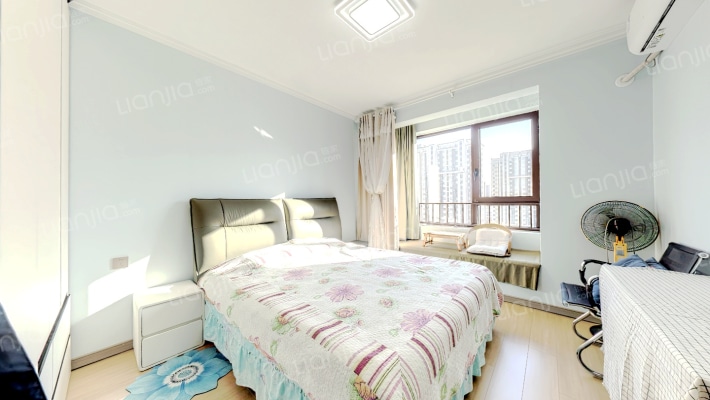 樾府国际 精装大三居 三叶草户型 中高楼层 一站西三环-卧室B