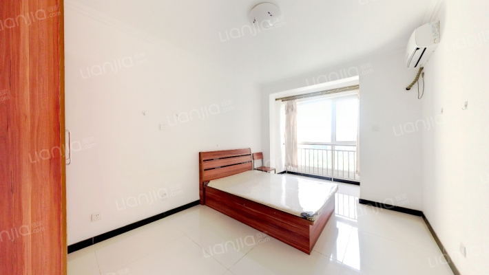 金竹花园，房本满二，客厅卧室落地大飘窗，税费低-卧室A