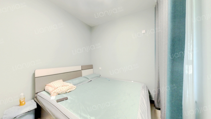 天伦湾精装修两居室，房本满两年。-卧室A