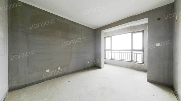 房本满二，南北通透三居，高楼层，采光好-卧室C