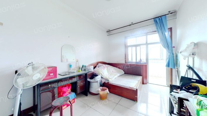 70年大产权，近东兴街，南北通透三居室，采光好视野好-卧室C