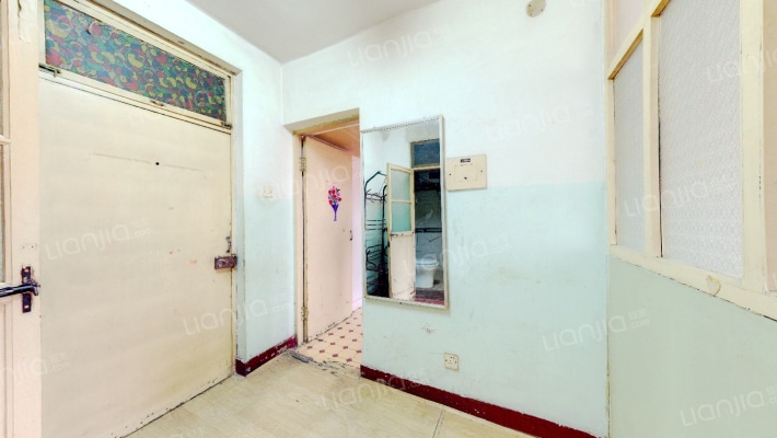 此房格局好，视野宽阔，采光充足。-餐厅