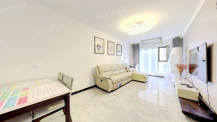 全南两居室 全屋品牌装修 房本满二 楼下就是购物吃饭-客厅