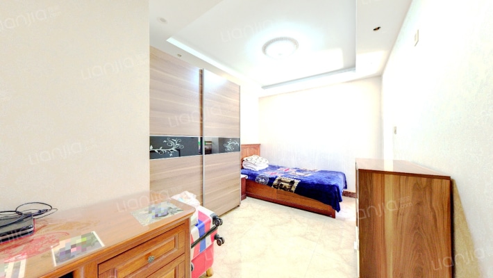 全阳两居低楼层行走方便落地阳台阳光无限精装修-卧室B