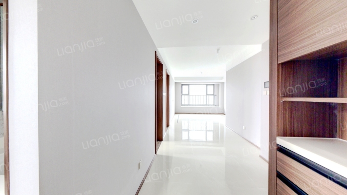 精装修南北通透三居未住好楼层视野佳有本随时过户-客厅