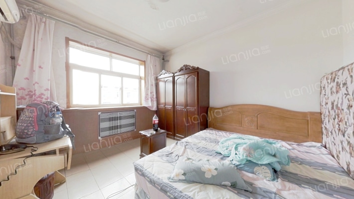 市区小两居，广场北侧位置好，价格可谈-卧室B