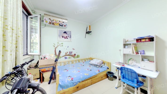 华阳中路翔天万和城两居出售税低-卧室A