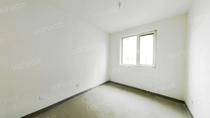 狮子城95平大三居室毛坯中间楼层115万-卧室B