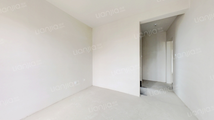 通透三居室  小区环境优雅  房本满二-卧室B