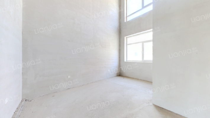 高尔夫别墅区 住在公园里 爱伦堡 联排别墅-餐厅