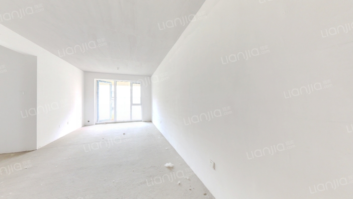 桃源新都孔雀城。南北通透三居，中高楼层，采光通风好-客厅