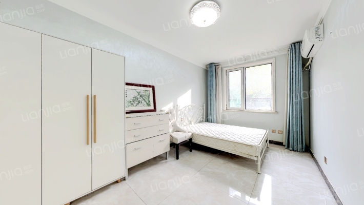 出售  香邑溪谷精装下跃有前后院 满二-卧室C