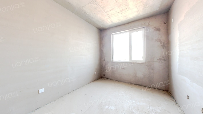 华泰金源，西南户型，满二，毛坯房，看房方便-卧室A