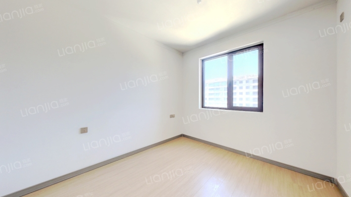 中国铁建樾府国际 2室1厅 南-卧室B