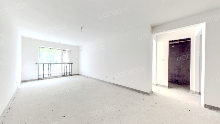 K2狮子城南区 3室1厅 南 北-客厅