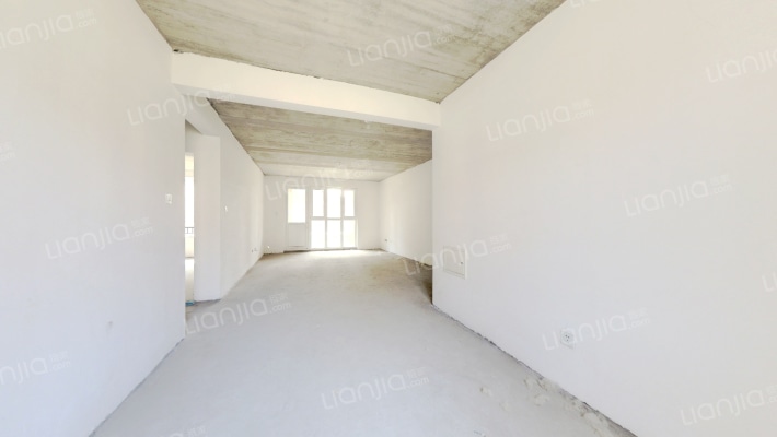 香邑溪谷玫瑰园洋房，一梯两户，毛坯随意装修。-餐厅