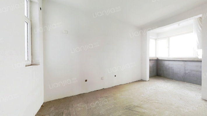 宏远景园 毛坯房，南北朝向、中上楼层、采光好-卧室A