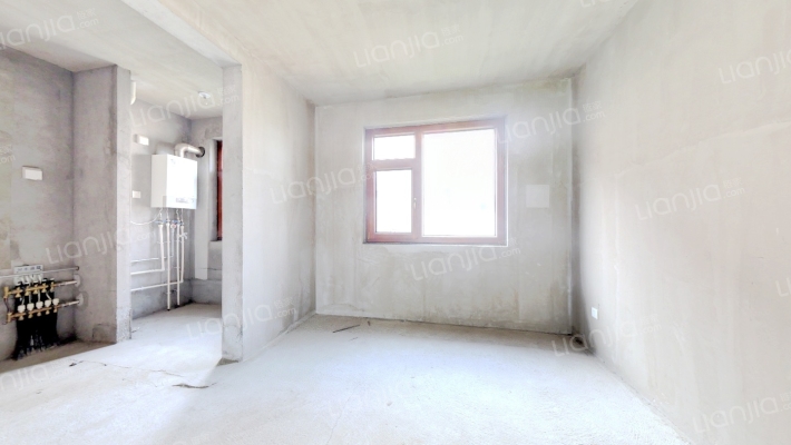 品质社区  大三居    毛坯双卫-餐厅