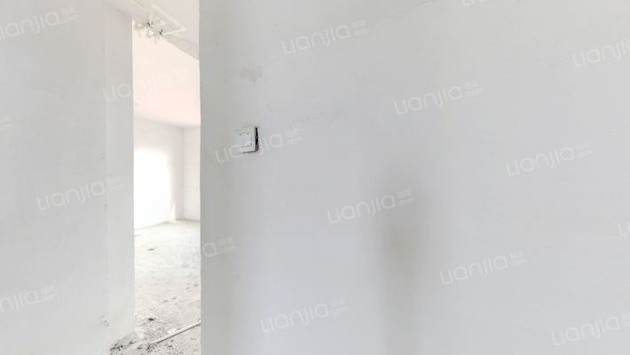 军官社区联排别墅，集体供暖，随意装修-卧室E