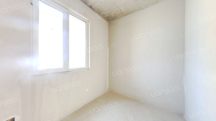 大社区托斯卡纳花园式南北通透小三居-卧室A