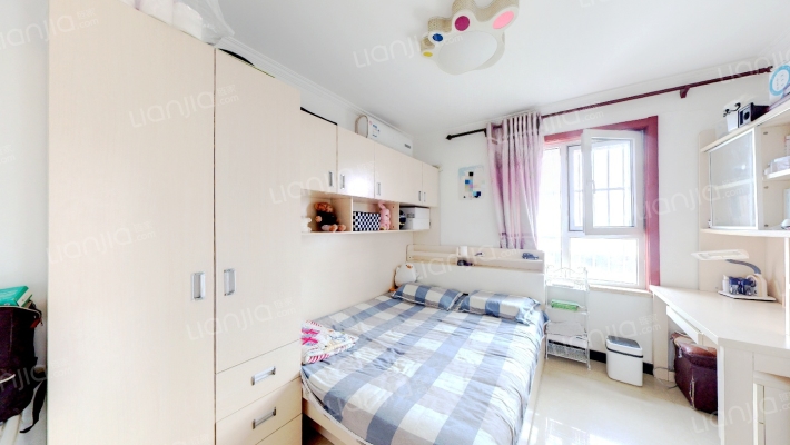 火车站 精装带露台 东南户型 业主急售-卧室B