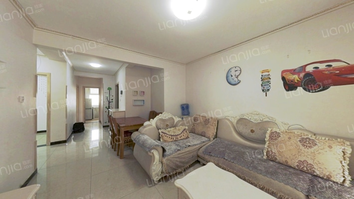 天地新城  97平三居 自住环保精装修 证满二-客厅