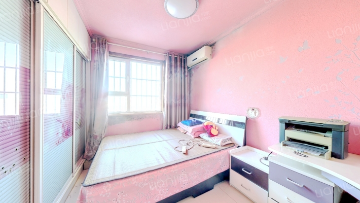 满五唯一。环保装修。成熟社区。-卧室B