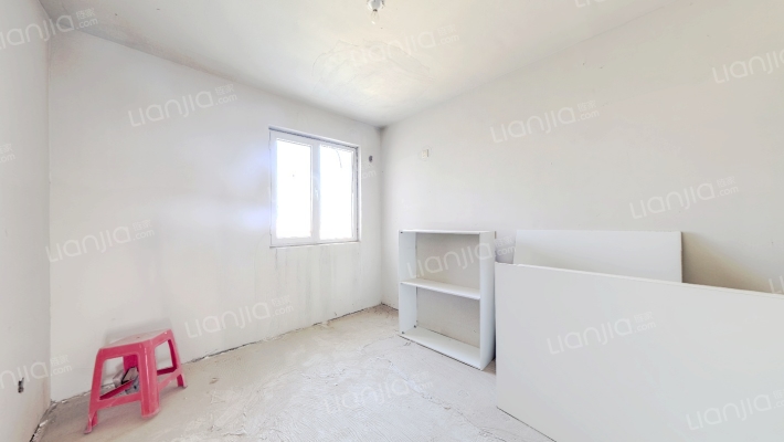 范阳中路好位置 公园对过 电梯房 南北通透两居-卧室B