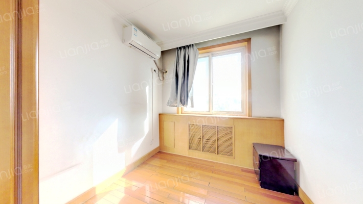 贾秀路物探三号院，南北两居室，采光无遮挡-卧室A