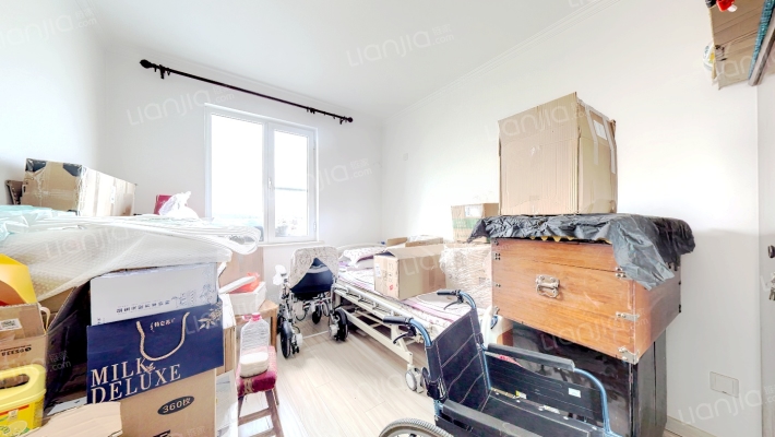 高铁区域天地新城精装修三居室家具家电齐全拎包入住-卧室A