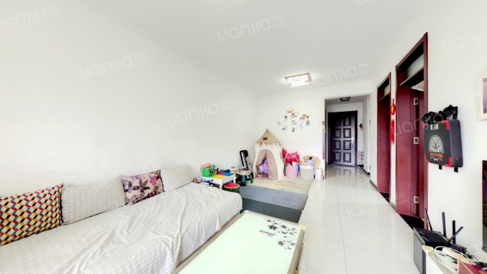 狮子城好楼位置 朝南两居 采光视野一级棒 价格能谈-客厅