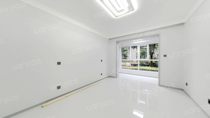 天地新城 南北通透大三居 业主自住装修 拎包入住-客厅